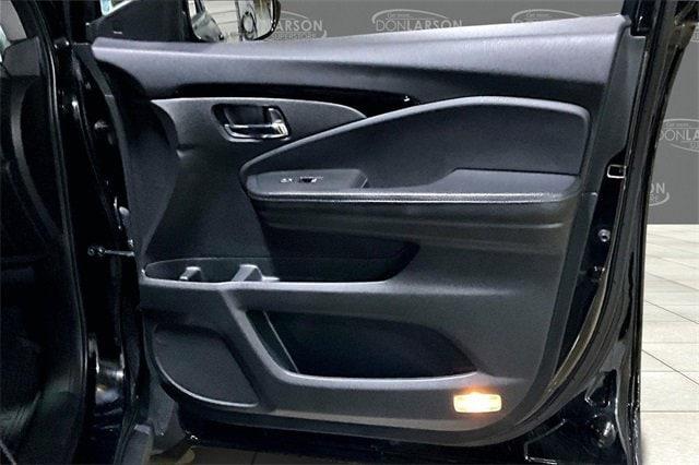 used 2018 Honda Pilot car, priced at $17,564