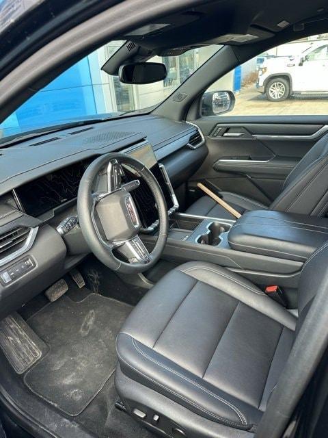 used 2024 GMC Acadia car, priced at $40,998