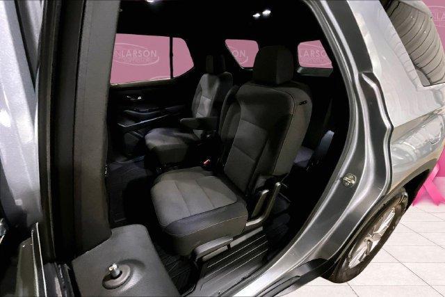 used 2024 Chevrolet Traverse Limited car, priced at $32,526