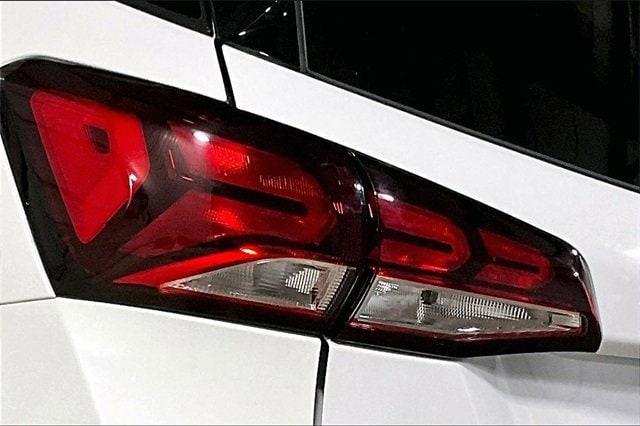 used 2023 Chevrolet Equinox car, priced at $17,887