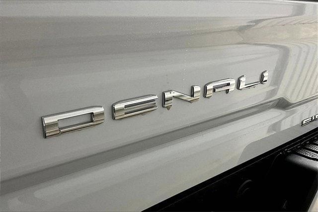 new 2026 GMC Sierra 2500 car, priced at $94,252