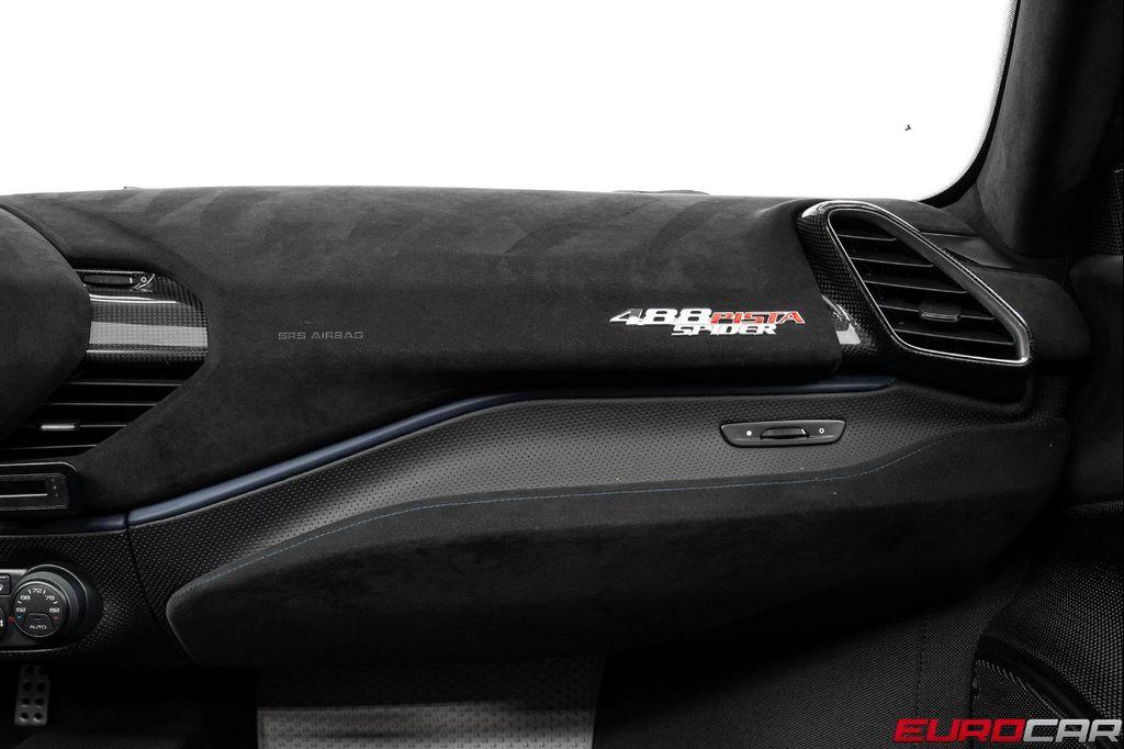 Ferrari 488 view 46