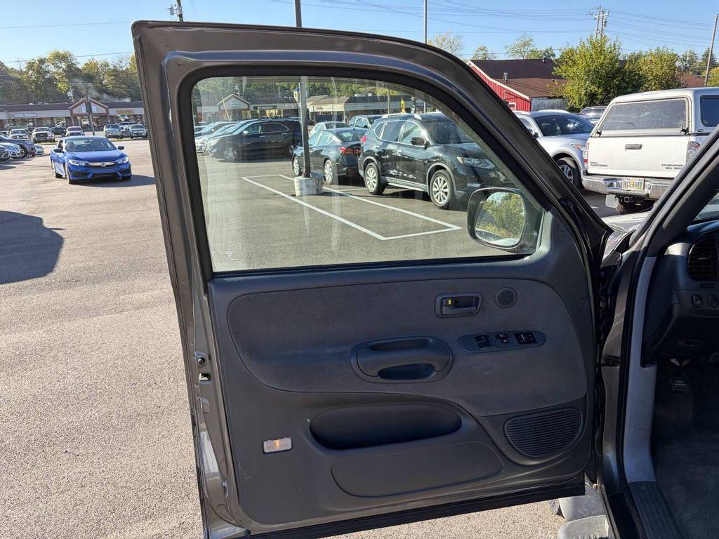 used 2006 Toyota Tundra car, priced at $10,995