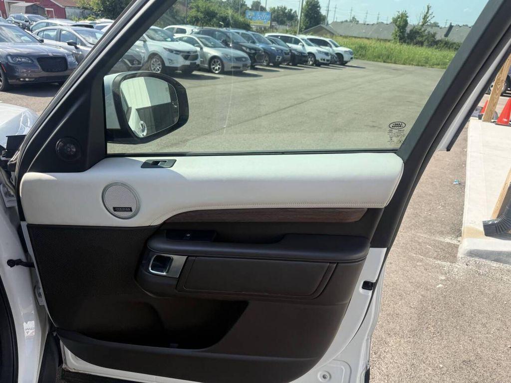used 2017 Land Rover Discovery car, priced at $439