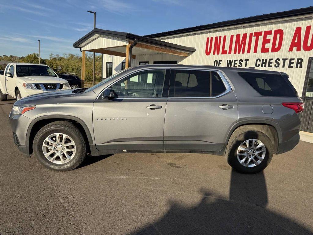 used 2018 Chevrolet Traverse car, priced at $11,495