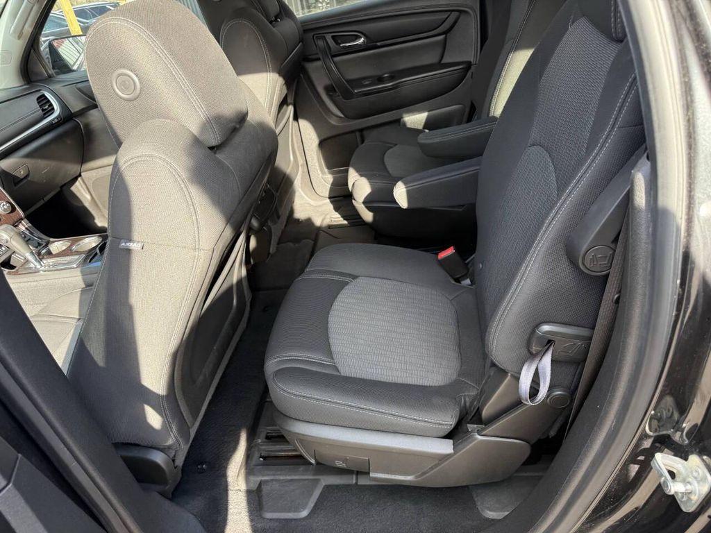 used 2015 Chevrolet Traverse car, priced at $11,995