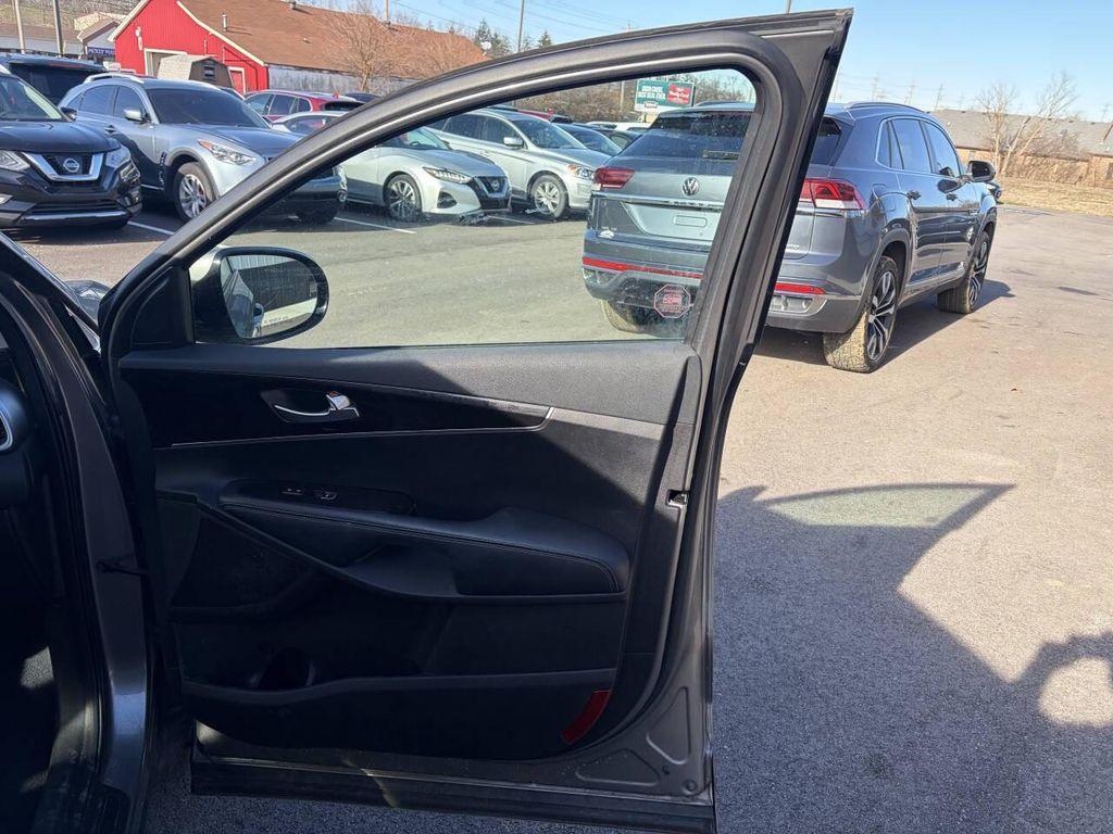 used 2018 Kia Sorento car, priced at $9,995