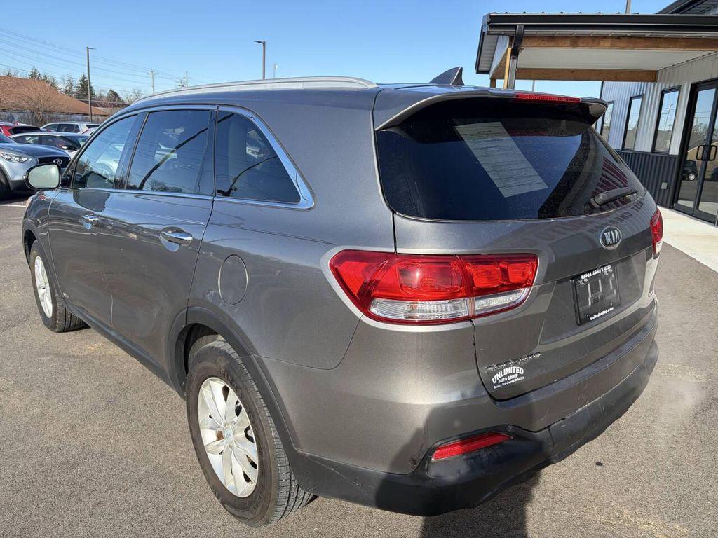 used 2018 Kia Sorento car, priced at $9,995