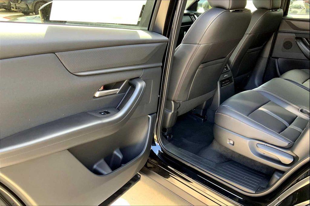 new 2025 Mazda CX-90 car, priced at $40,790