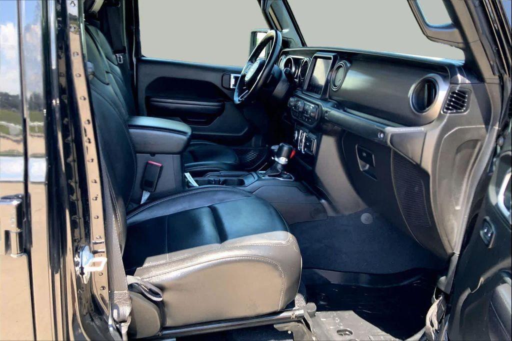 used 2021 Jeep Gladiator car, priced at $27,713