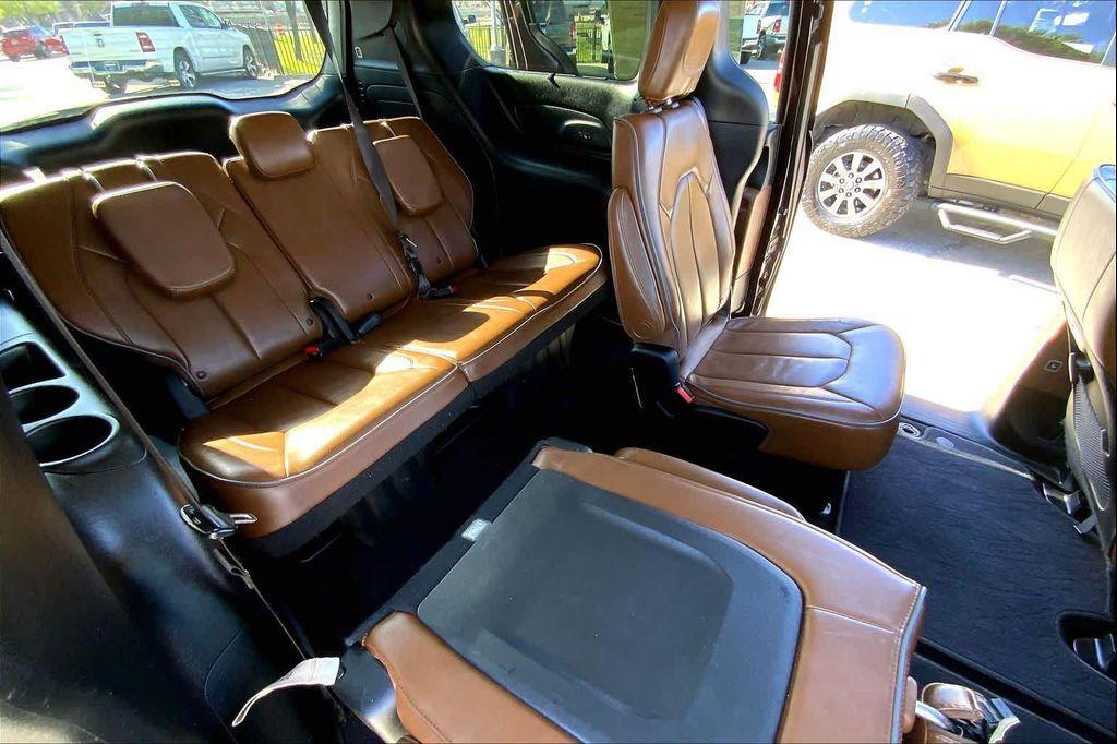 used 2019 Chrysler Pacifica car, priced at $22,193