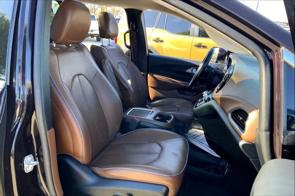 used 2019 Chrysler Pacifica car, priced at $22,193