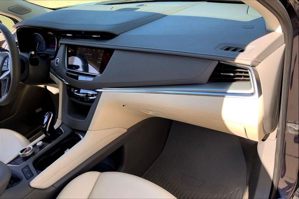 used 2021 Cadillac XT5 car, priced at $26,988