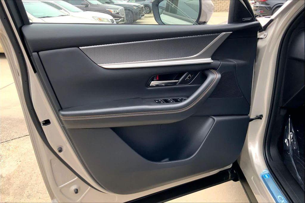 new 2026 Mazda CX-90 PHEV car, priced at $56,595