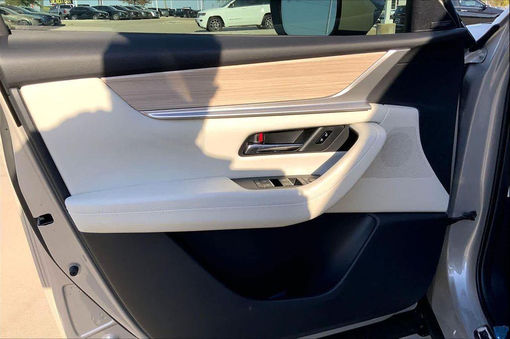 new 2026 Mazda CX-90 PHEV car, priced at $55,855