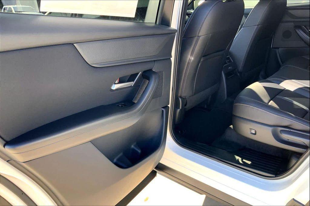 new 2026 Mazda CX-90 car, priced at $38,925