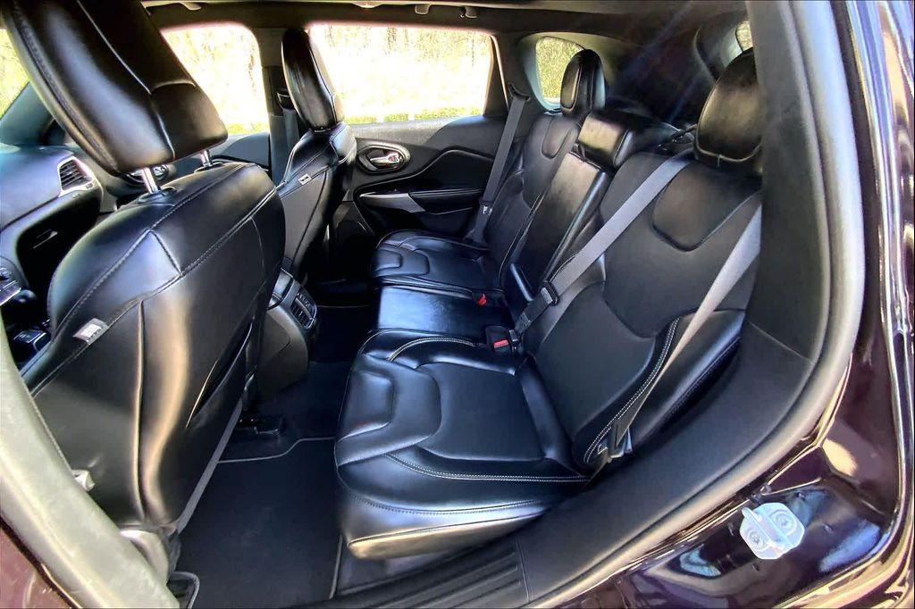 used 2021 Jeep Cherokee car, priced at $21,473