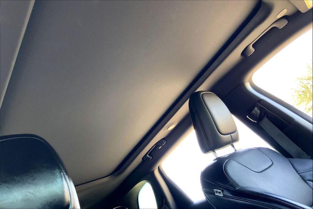 used 2021 Jeep Cherokee car, priced at $21,473