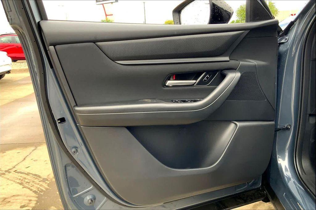 new 2026 Mazda CX-70 PHEV car, priced at $42,125