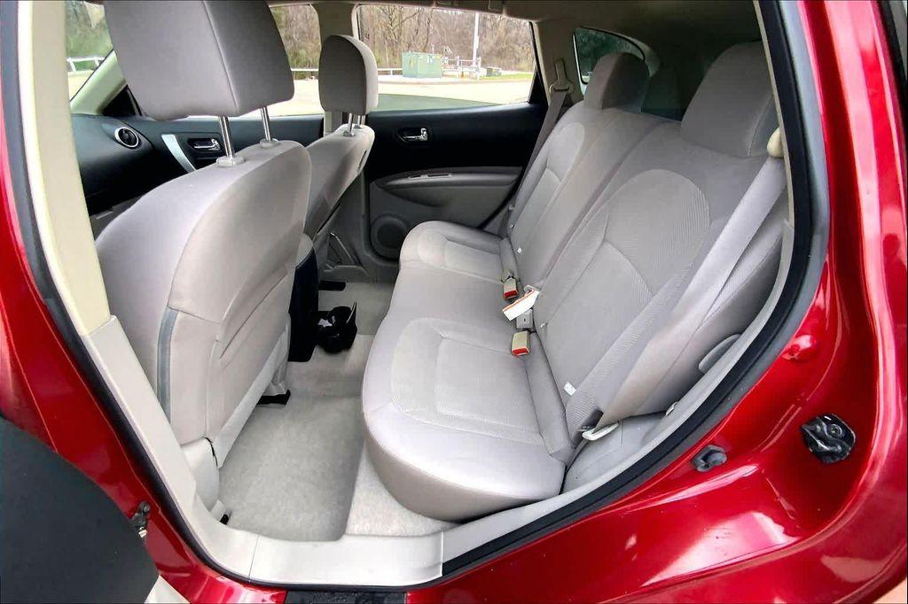 used 2014 Nissan Rogue Select car, priced at $12,000