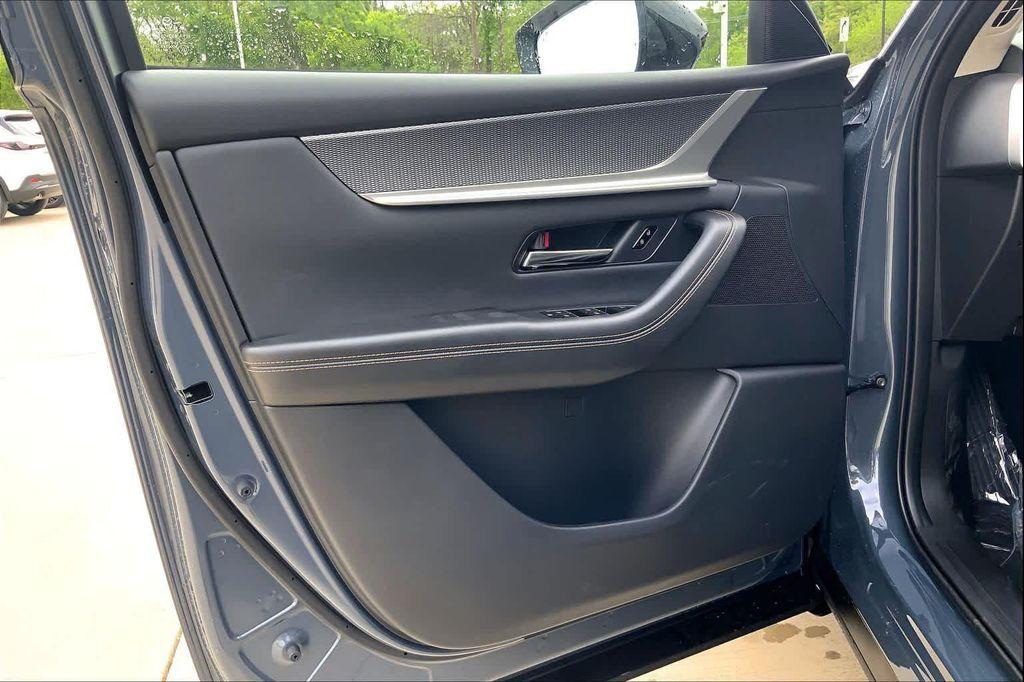 new 2026 Mazda CX-70 PHEV car, priced at $44,950