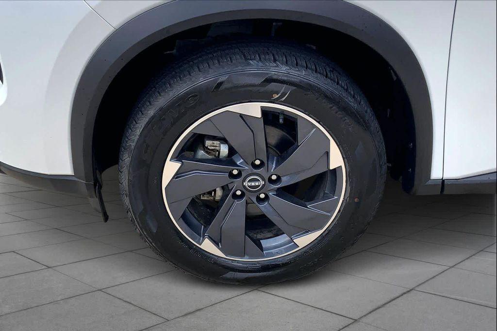 used 2024 Nissan Rogue car, priced at $22,488