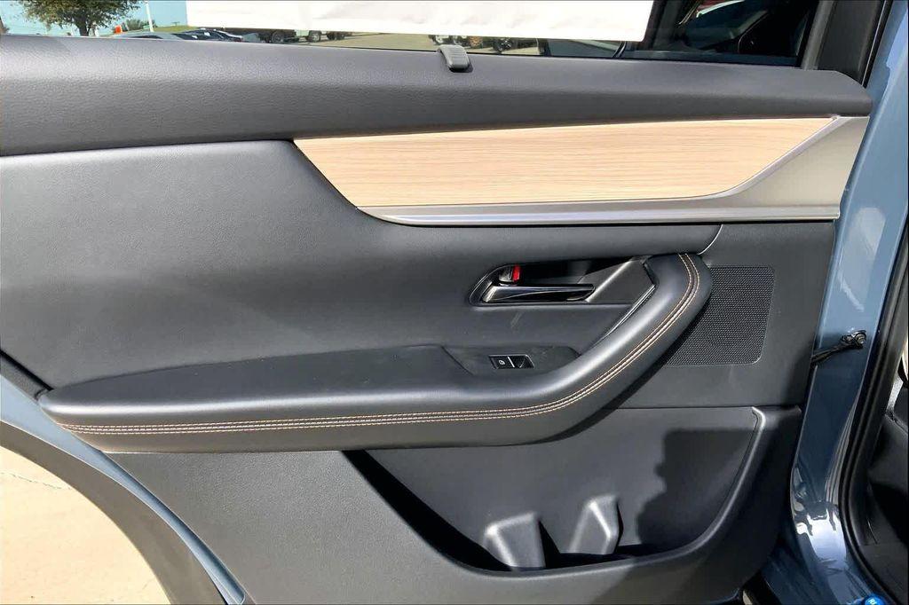 new 2026 Mazda CX-70 PHEV car, priced at $47,073