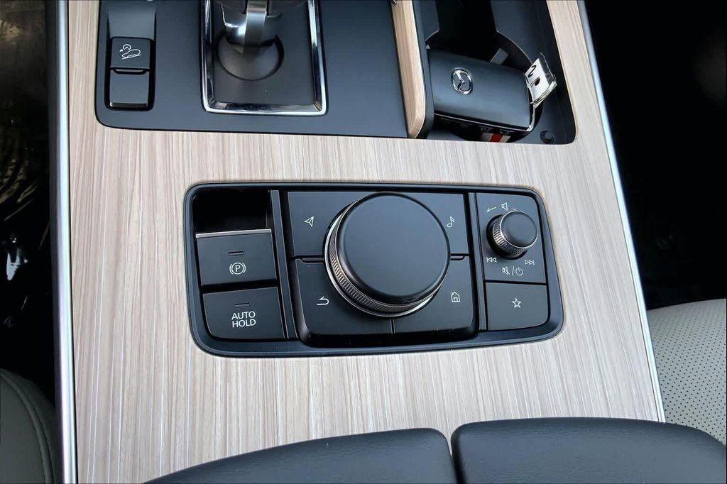 new 2026 Mazda CX-70 PHEV car, priced at $47,073