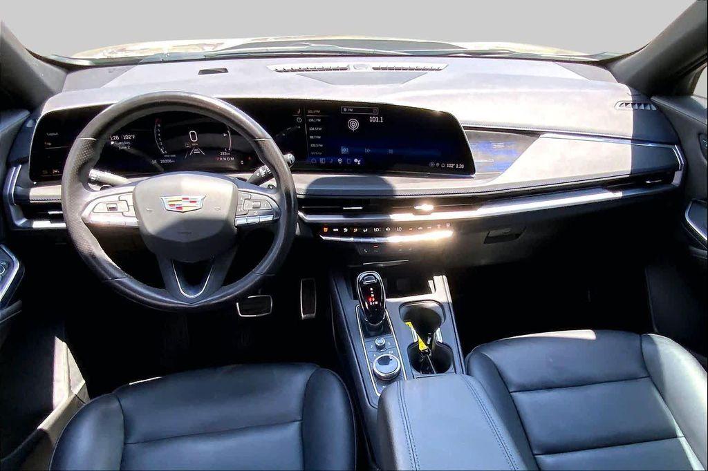 used 2024 Cadillac XT4 car, priced at $36,713
