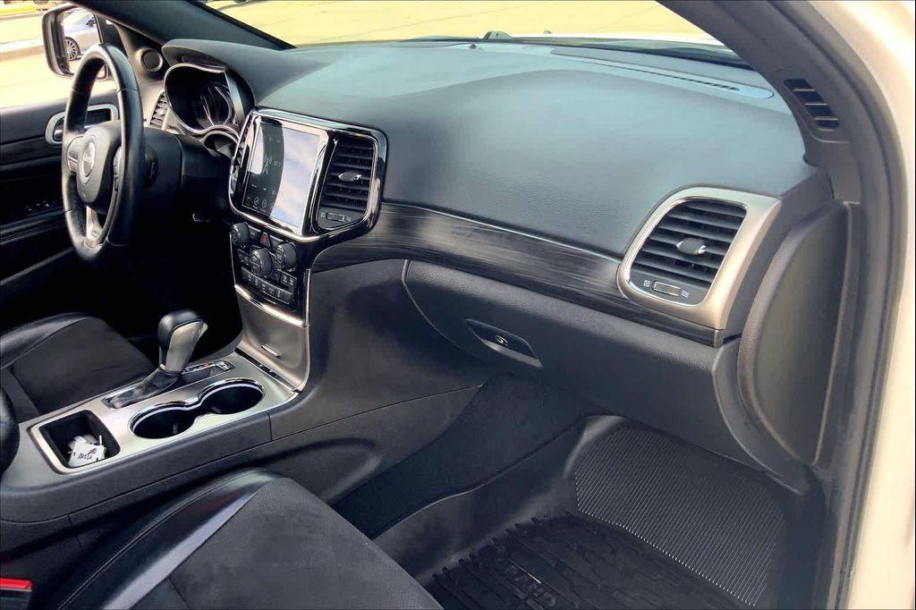 used 2021 Jeep Grand Cherokee car, priced at $21,488