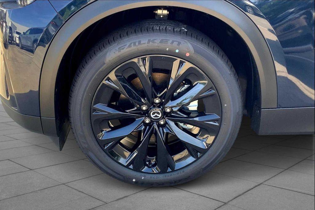 new 2025 Mazda CX-90 car, priced at $48,705