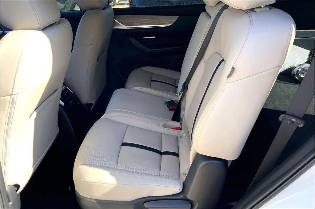new 2026 Mazda CX-70 car, priced at $44,675