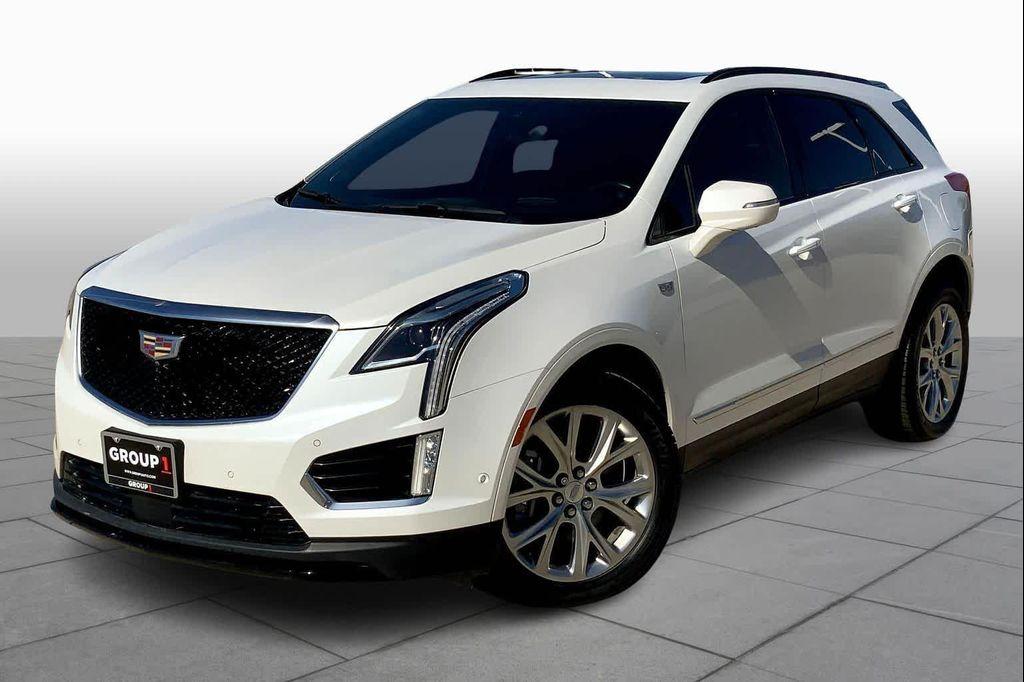 used 2020 Cadillac XT5 car, priced at $23,988