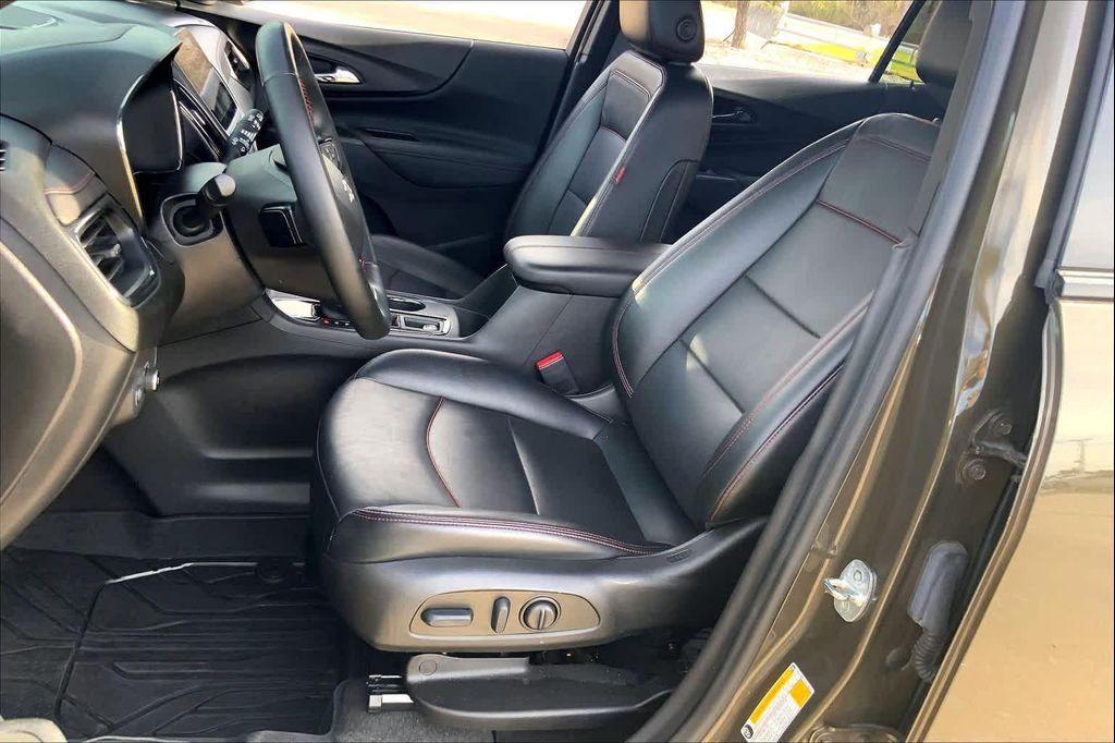 used 2023 Chevrolet Equinox car, priced at $21,488