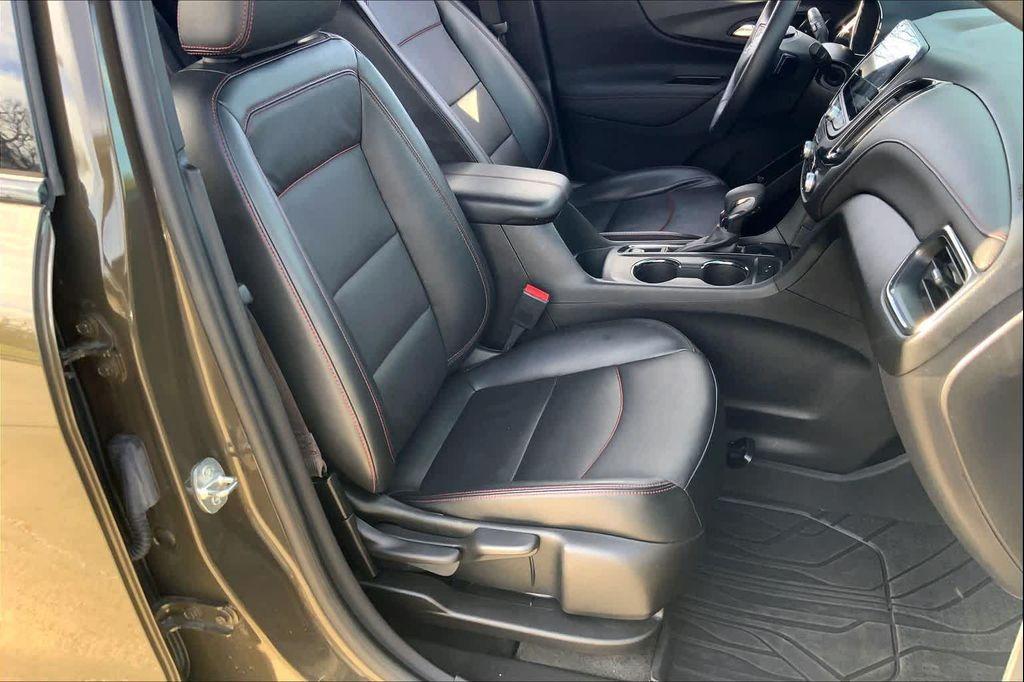 used 2023 Chevrolet Equinox car, priced at $21,488