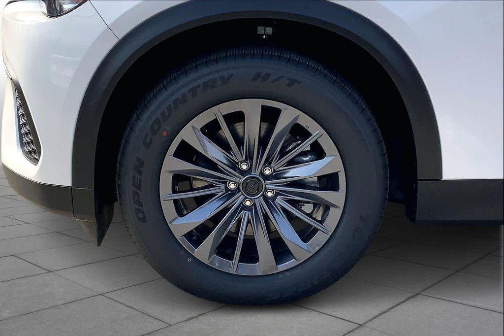 new 2026 Mazda CX-70 PHEV car, priced at $45,225