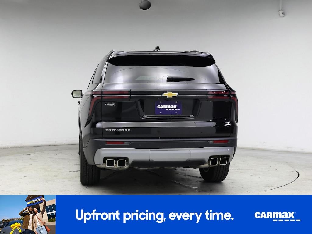 used 2025 Chevrolet Traverse car, priced at $36,998