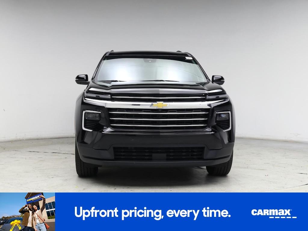 used 2025 Chevrolet Traverse car, priced at $36,998