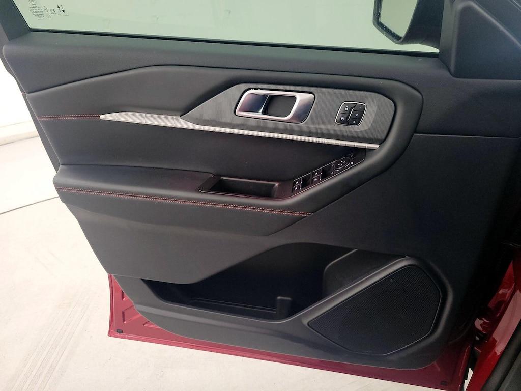 used 2025 Ford Explorer car, priced at $40,998