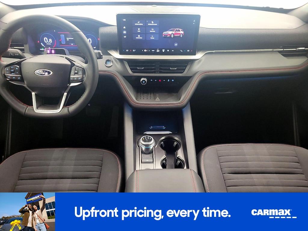 used 2025 Ford Explorer car, priced at $40,998