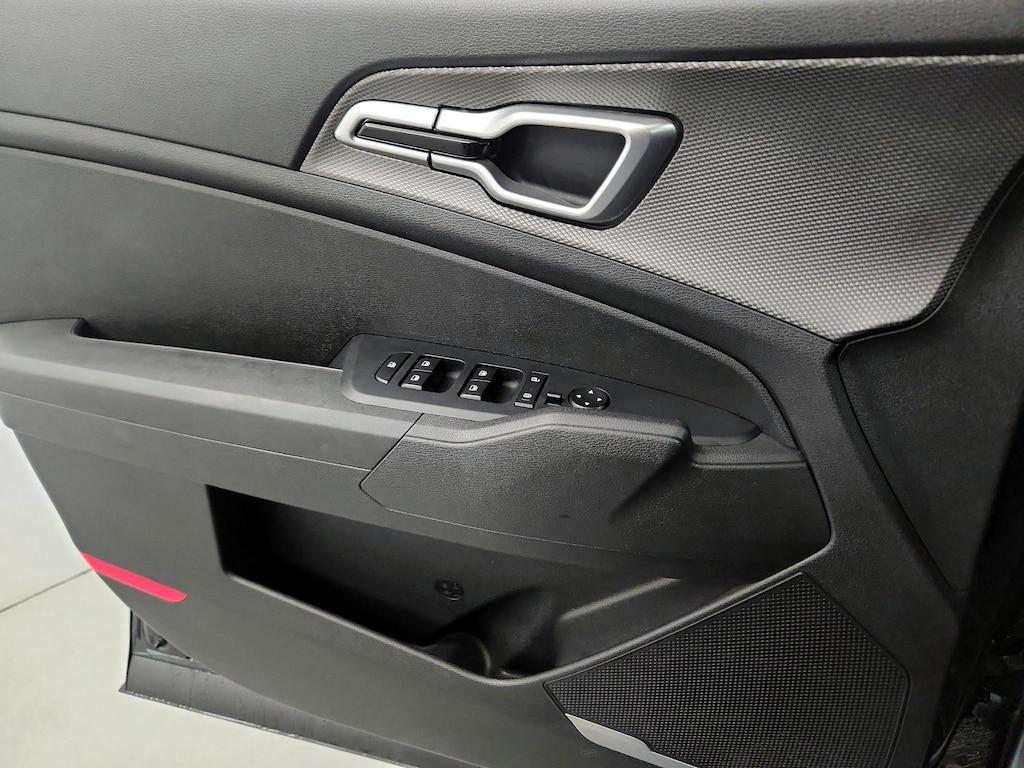 used 2024 Kia Sportage car, priced at $21,998