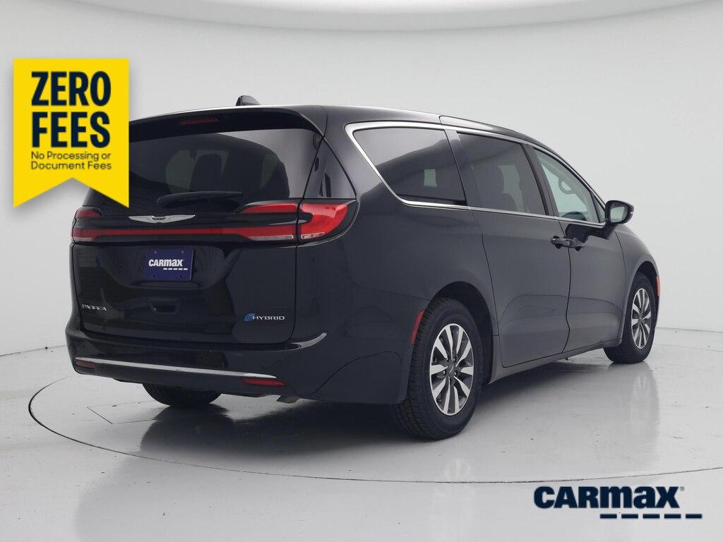 used 2024 Chrysler Pacifica Hybrid car, priced at $26,998