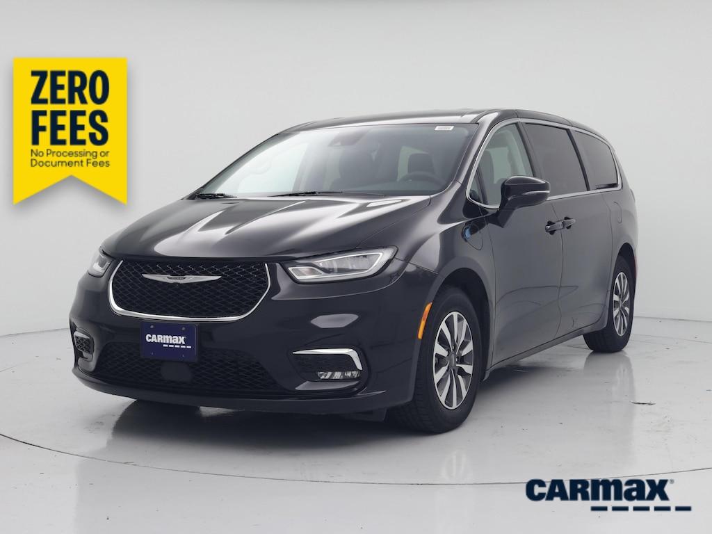 used 2024 Chrysler Pacifica Hybrid car, priced at $26,998