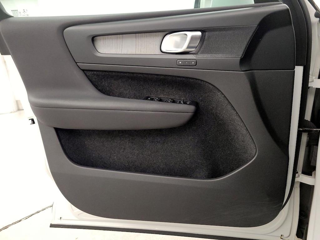 used 2023 Volvo XC40 car, priced at $25,998
