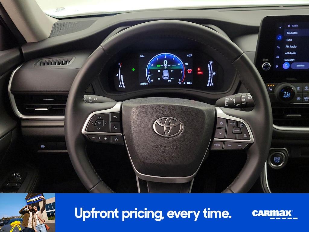 used 2025 Toyota Grand Highlander car, priced at $42,998