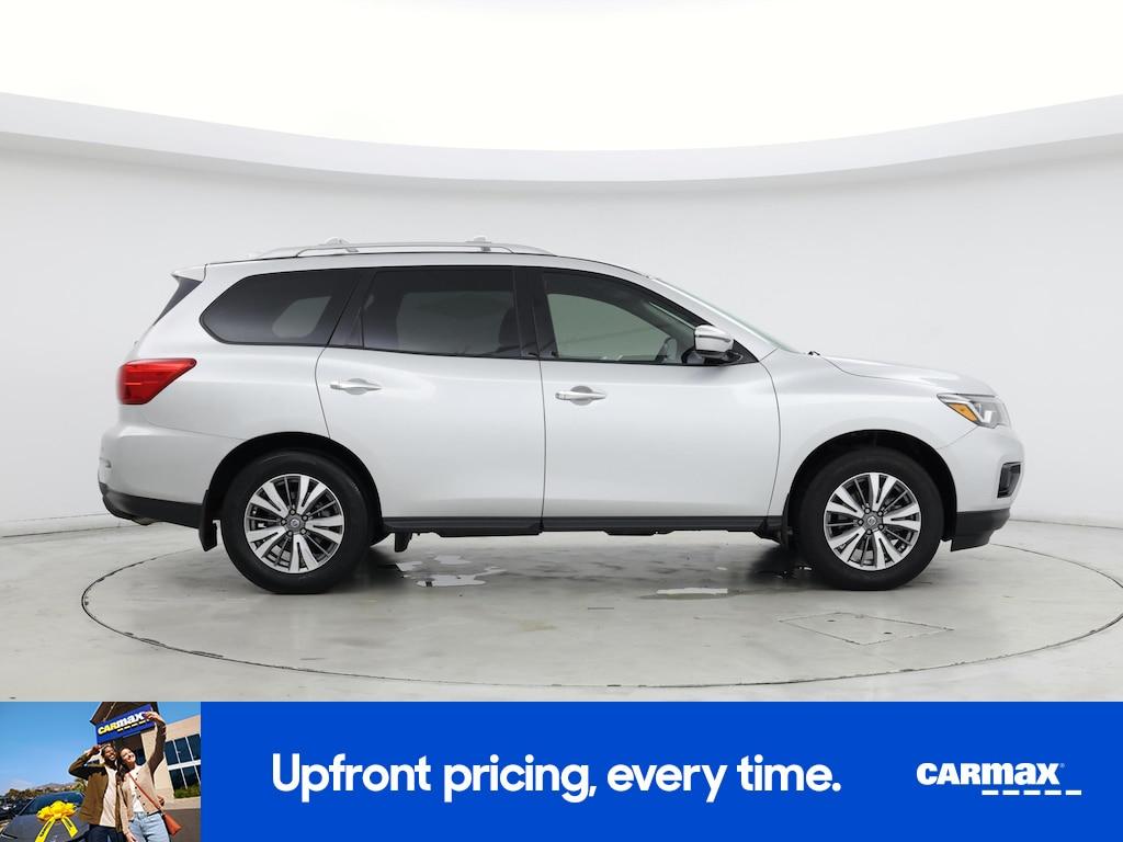 used 2020 Nissan Pathfinder car, priced at $24,998