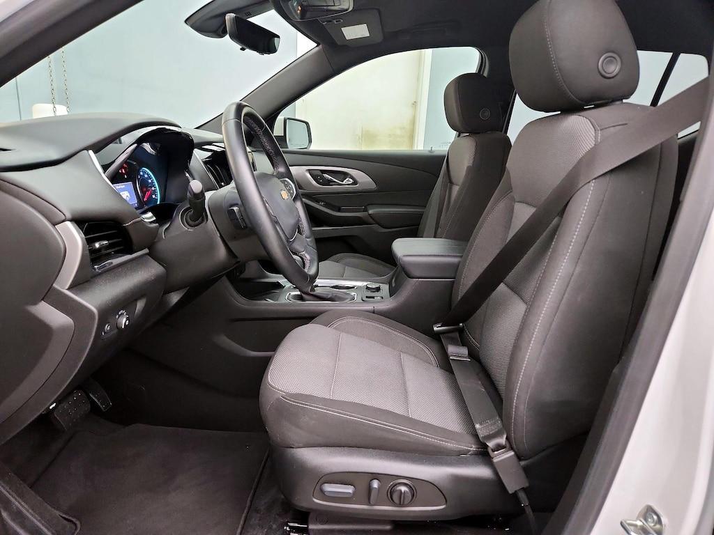 used 2023 Chevrolet Traverse car, priced at $27,998
