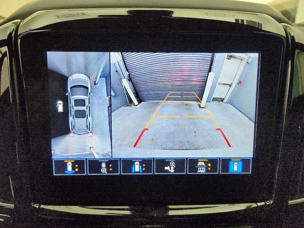 used 2023 Chevrolet Traverse car, priced at $27,998