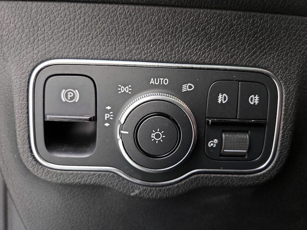 used 2023 Mercedes-Benz GLB 250 car, priced at $29,998