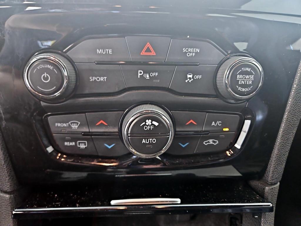 used 2021 Chrysler 300 car, priced at $25,998